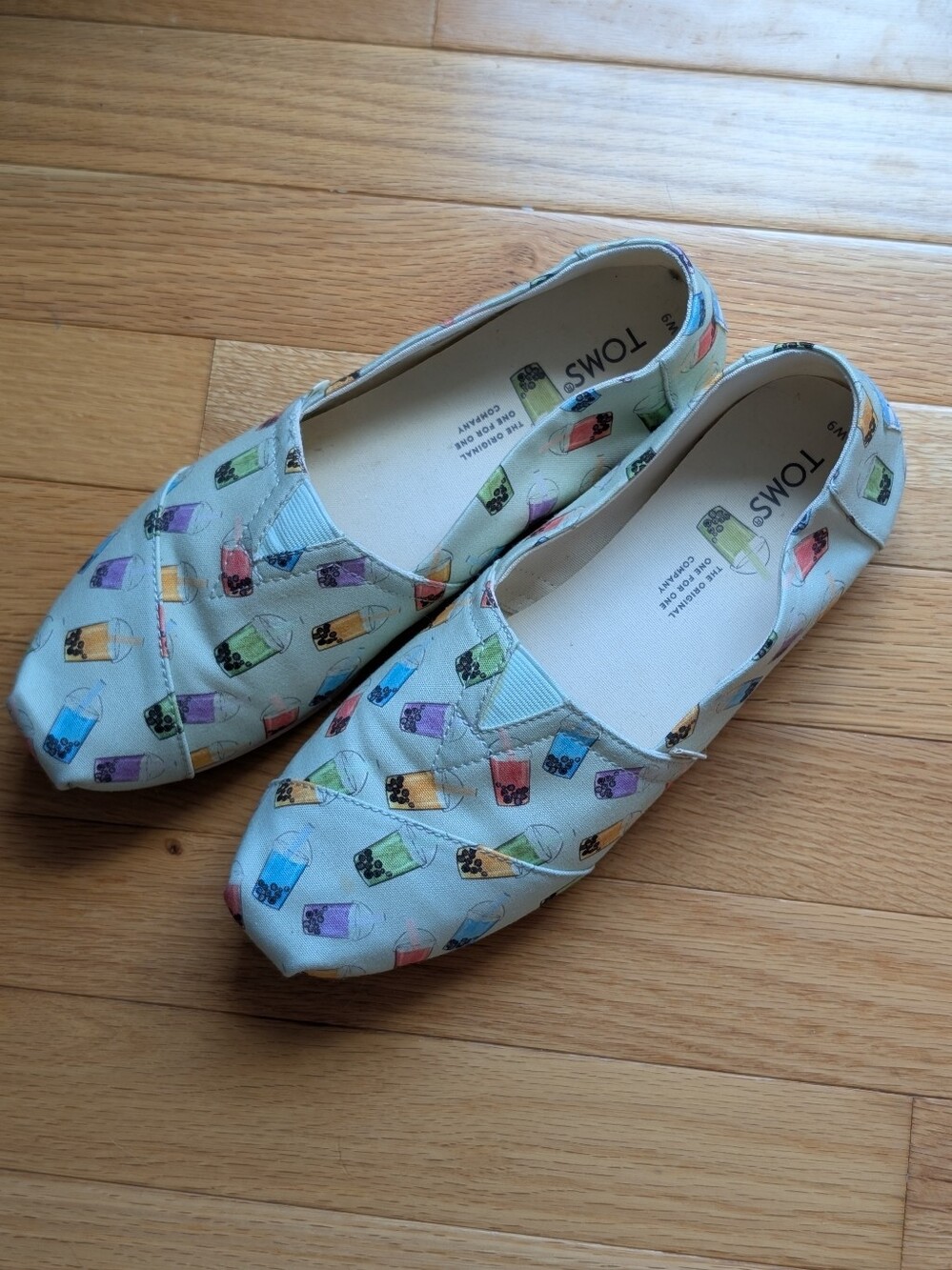 Toms Women's Canvas Slip-Ons in Light Green W Multicolor Bubble Boba Tea Print